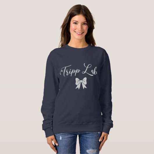 Tripp Lake Camp Bow Sweatshirt (Voorkant volledig)