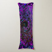 Trippy Black en Magenta Retro Liquid Swirl Lichaamskussen (Voorkant Verticaal)