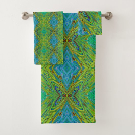 Trippy Chartreuse en Blauwe Abstracte Vlinder Bad Handdoek (Insitu)