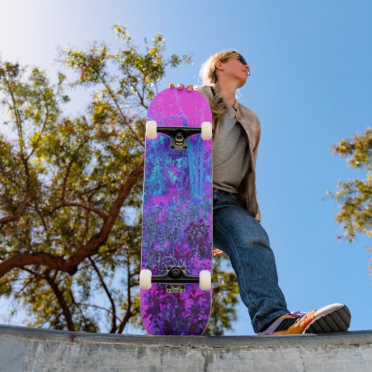 Trippy Hot Pink en Blue Impressionistic Landscape Persoonlijk Skateboard (Buiten 1)