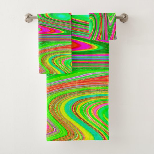 Trippy Lime Green en Magenta Abstracte Groovy Art Bad Handdoek (Insitu)