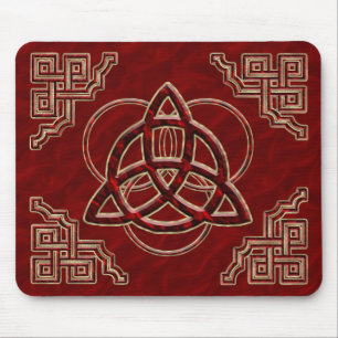 Triquetra Red Silk Muismat