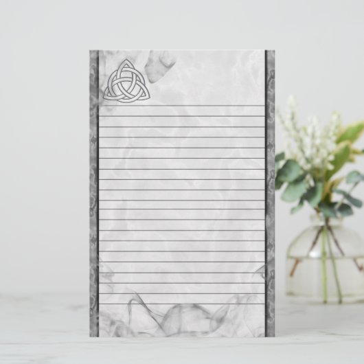 Triquetra Silver Bevel Lined Briefpapier (Staand voorkant)