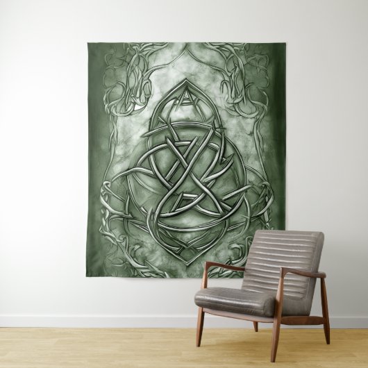 Triquetra Trinity Knot Sage Green Faux Metallic Wandkleed (In situ)