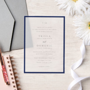 Trisha Navy Blauw Modern Huwelijk Vellum Uitnodigingen