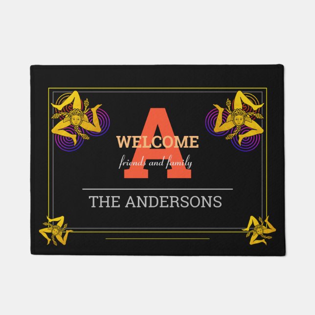 Triskelion Black/Red Monogrammed Family  Deurmat (Voorkant)