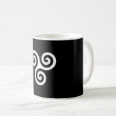 TRISKELION-DRIEPCELTISCHE SPIRAAL KOFFIEMOK (Voorkant rechts)