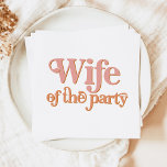 TRIXIE Retro 70's Echtgenote van het partijblad Ba Servet<br><div class="desc">Deze servet van de 'vrouw van het feest' is voorzien van een retro 70's themed font met een combinatie van blote en oranje kleuren. Dit is perfect voor een vrijgezellenfeest of een vrijgezellenfeest. 💜 KLEUREN ZIJN EDITABLE! Klik verder aanpassen om de kleuren aan te passen.</div>