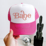 TRIXIE Retro 70's Thgerespecteerde Groovy Babe Bac Trucker Pet<br><div class="desc">Deze babe bachelorette-trucker met een retro 70's gevreesde lettertype in roomkleurige oranje kleuren. Bestel de witte bruideoptie voor de bruid-aan-be en de coördinerende oranje 'babe' petten voor uw bachelorette groep. De kleuren zijn editable! Klik op 'Ontwerp bewerken' om uw eigen kleuren te creëer.</div>