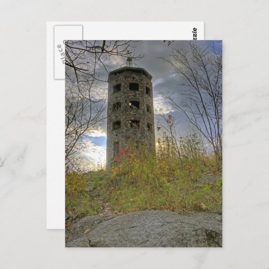 Troebele hemel over de Enger Tower Briefkaart (Voorkant / Achterkant)