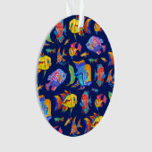 Troebele tropische vissen op donkerblauw ornament (voorkant)
