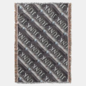 Troep op antiek sleepwagen, auto, rusted metal deken (Voorkant Verticaal)