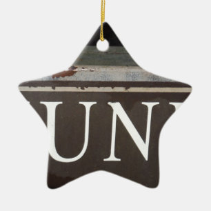 Troep:  vrachtwagenbord keramisch ornament