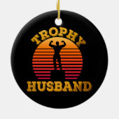 Trofee-echtgenoot Keramisch Ornament (Achterkant)