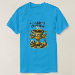 Trofee-vormige koffie mok stomen met weinig kind t-shirt