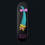 *~* Troll AP89 Neon Zwart Initialen Plezier Persoonlijk Skateboard<br><div class="desc">(Zoekcode AP89 voor Troll items en AP88 voor middeleeuwse thema items ) Gemakkelijk overzetten naar andere Zazzle producten. ZWARTE achtergrond Skateboard. Pas/personaliseer uw INITIALEN/MONOGRAM aan. Schattigee grappige Lange Haar Troll. Heldere neon kleuren. Dit is een populaire Trending ontwerp voor iemand die houdt van alle dingen TROLL. Dit is een spannend...</div>