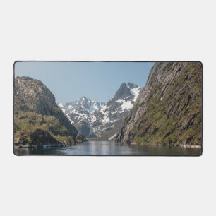 Trollfjord Lofoten Bureaumat