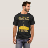 Trombone-student op de maan t-shirt (Voorkant volledig)