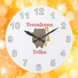 Trombone Tribe Bruine Kat Grote Klok