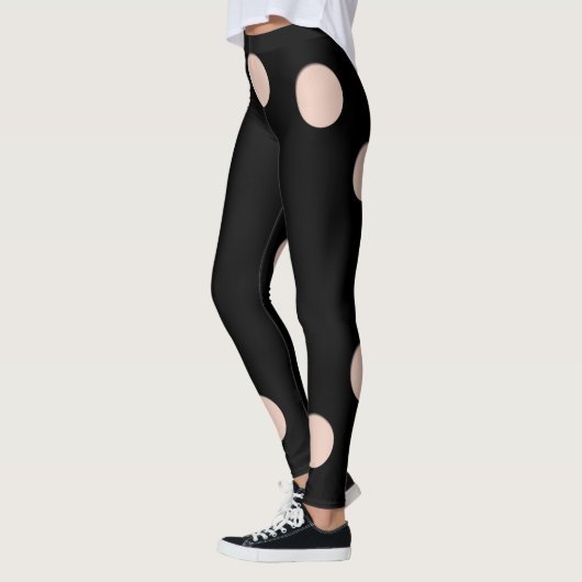 Trompe l'oeil met cirkelgaten voor huidskleur leggings (Links)
