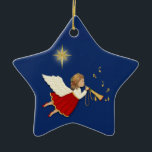 trompetengel keramisch ornament<br><div class="desc">Nachtelijke hemel met sterren die op de achtergrond schijnen. Engel met gouden trompet en muzieknoten</div>