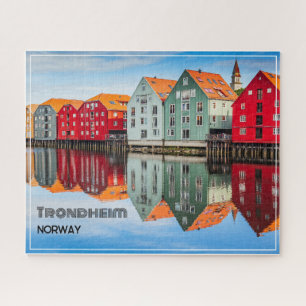 Trondheim Noorwegen Fjord Rode en groene huizen in Legpuzzel