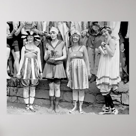 Trophy Girls: 1919 Poster (Voorkant)