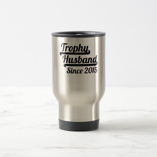 Trophy Husband sinds 2015 Reisbeker (Center)