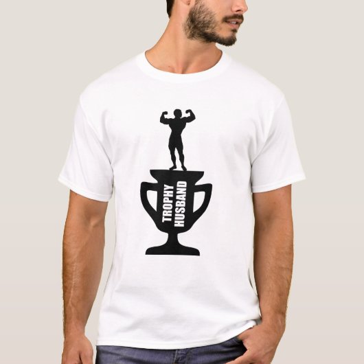 TROPHY HUSBAND T-SHIRT (Voorkant)