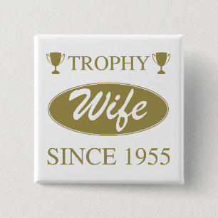 Trophy vrouw sinds 1955 vierkante button 5,1 cm