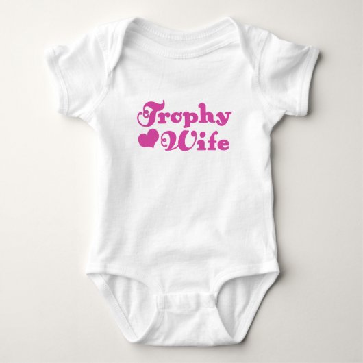 Trophy Wife T-shirt (Voorkant)