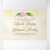 Tropical Beach Arbor Romantische bruiloft Drieluik Kaart (Binnenkant midden)