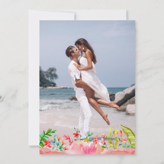 Tropical Beach Bloemenkalligrafie Save the Date Kaart (Achterkant)