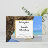 Tropical Beach Coast met een Big Rock Verjaardag Kaart (Staand voorkant)