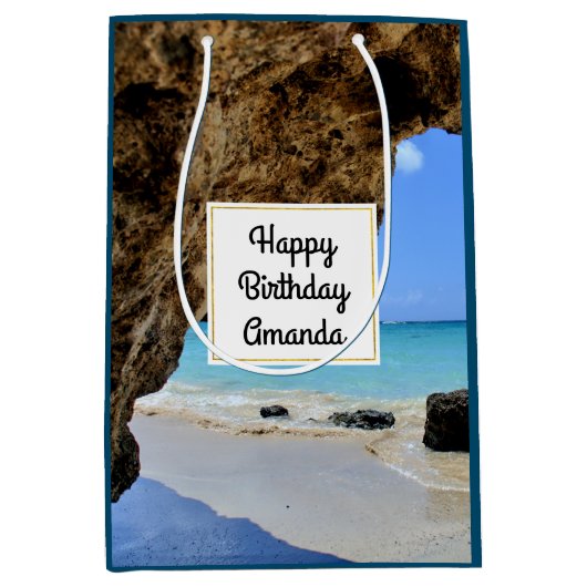 Tropical Beach Coast met een Big Rock Verjaardag Medium Cadeauzakje (Voorkant)