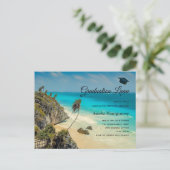 Tropical Beach met Wind Swept Palms Afstuderen Uitnodiging Briefkaart (Staand voorkant)