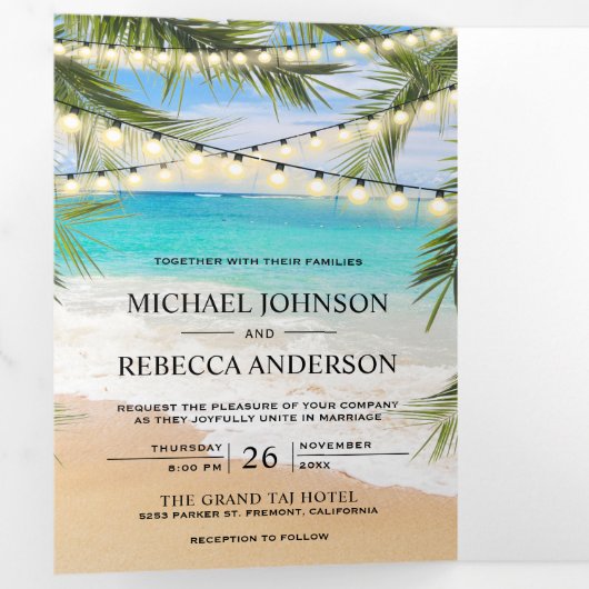 Tropical Beach Palm Leaves String Lights Wedding Drieluik Uitnodiging (Binnenzijde eerst)
