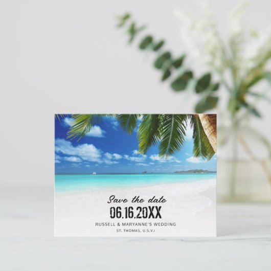 Tropical Beach QR Code Bruiloft Save the Date Aankondigingskaart (Staand voorkant)