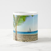 Tropical Beaches Sailboat, Palm Tree, Aruba Grote Koffiekop (Voorkant)
