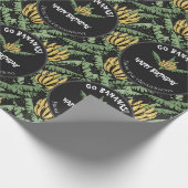 Tropical Black Go Bananas Happy Birthday Banana Cadeaupapier (Hoek)