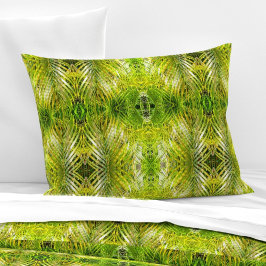 Tropical green palm leaves sunlight L-size pattern Kussensloop