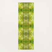 Tropical green palm leaves sunlight pattern yogamat (Achterkant)