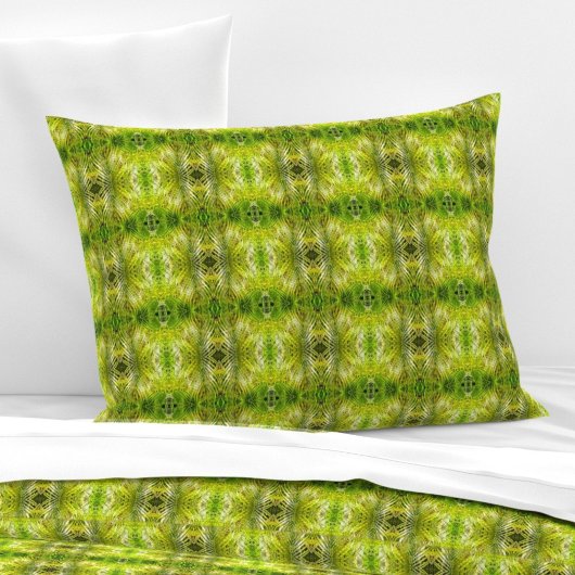Tropical green palm leaves sunlight S-size pattern Kussensloop