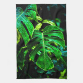 Tropical Monstera Glow – Jungle Leaf Photography Theedoek (Verticaal)
