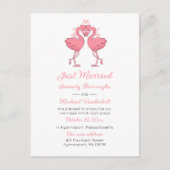 Tropical Pink Flamingo Beach Hawaiian Just Married Aankondigingskaart (Voorkant)
