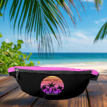 Tropical roze zwart palmbomen aangepaste meisjes r heuptasje<br><div class="desc">Cool heet roze en zwart palmboom fanny pack voor een meisjes reis naar een tropisch eiland. Beschikt over prachtige palmbomen voor een  roze strandzonsondergang. Perfecte aangepaste tassen voor uw cruise of zomerreis naar het zee.</div>