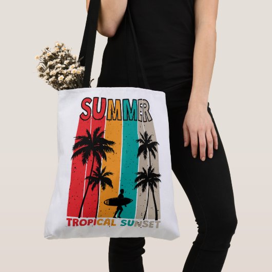 Tropical Rush: zonsondergang en Surf Tote Bag (Dichtbij)