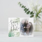 Tropical Script Green Wedding Sla de datum op Aankondigingskaart (Staand voorkant)