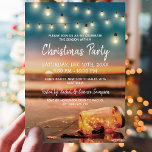 Tropical Sunset Beach Kerstfeest Kaart<br><div class="desc">Zomer strand kerstfeestuitnodigingen met een zonsondergang tropische strand eiland achtergrond, een metselaarpot met sprankelende lichten, string twinkle lichten en een xmas party tekst sjabloon. Klik op de knop "Aanpassen" voor verdere personalisatie van deze sjabloon. U kunt alle tekst wijzigen, inclusief de stijl, kleuren en afmetingen. U vindt overeenkomende objecten verderop...</div>