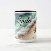 Tropical Vibrant Sand Beach Gepersonaliseerde naam Tweekleurige Koffiemok (Center)